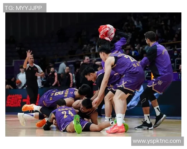 北京控股获CBA授予年度最佳合作伙伴奖，强强联手助力篮球发展